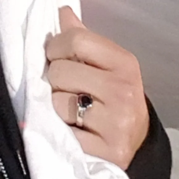 BLACK DIAMOND RING - Picture 7 of 12